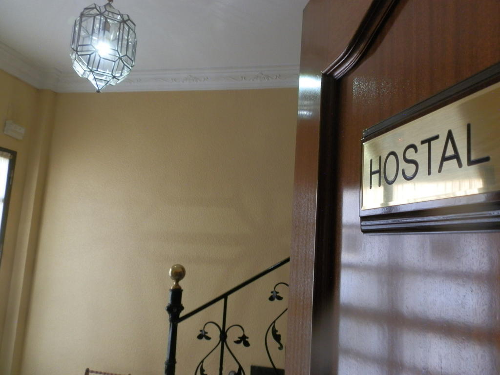 Hostal Restaurante San Poul Consuegra Exterior foto